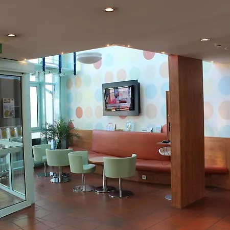 Holledau Hotell 3*